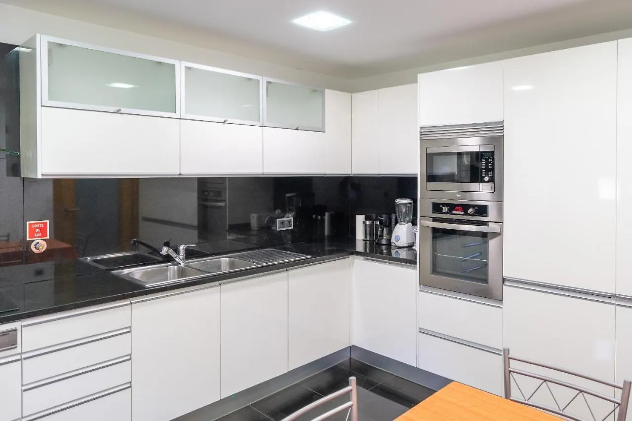 דירות פונשל Casa Bianka